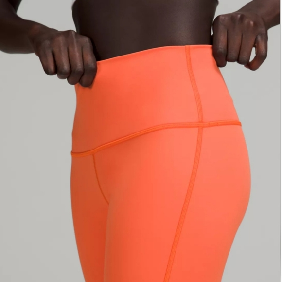 LULULEMON WUNDER UNDER HR TIGHT 25" SIZE 10 - Picture 3 of 12